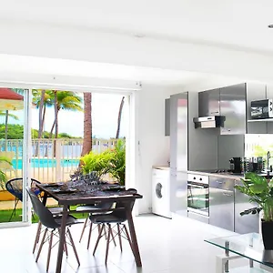 Blue Vista - 1 Bedroom In Nettle Bay Appartement
